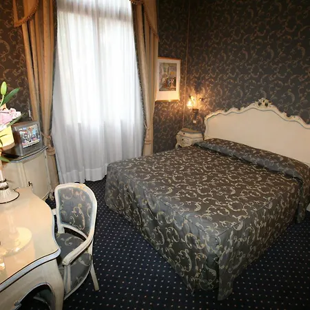 Couette-café Ca' Del Brocchi 2*