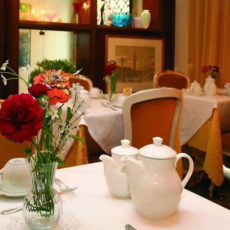 Couette-café Ca' Del Brocchi 2*