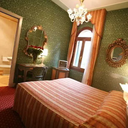 Couette-café Ca' Del Brocchi 2*