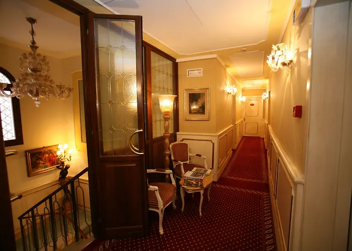 Ca' Del Brocchi 3* Venedig