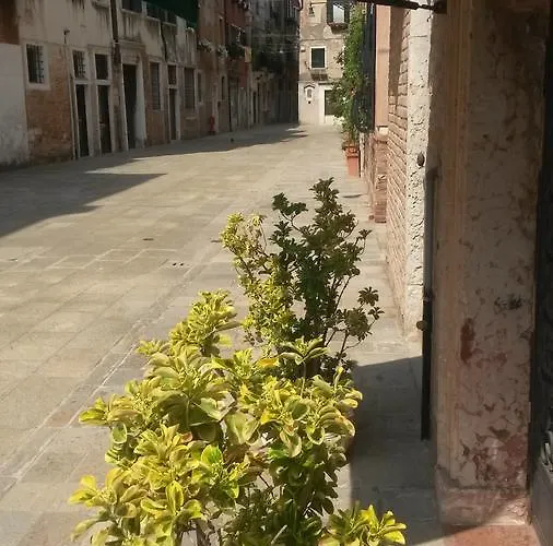 Ca' Del Brocchi Bed & Breakfast