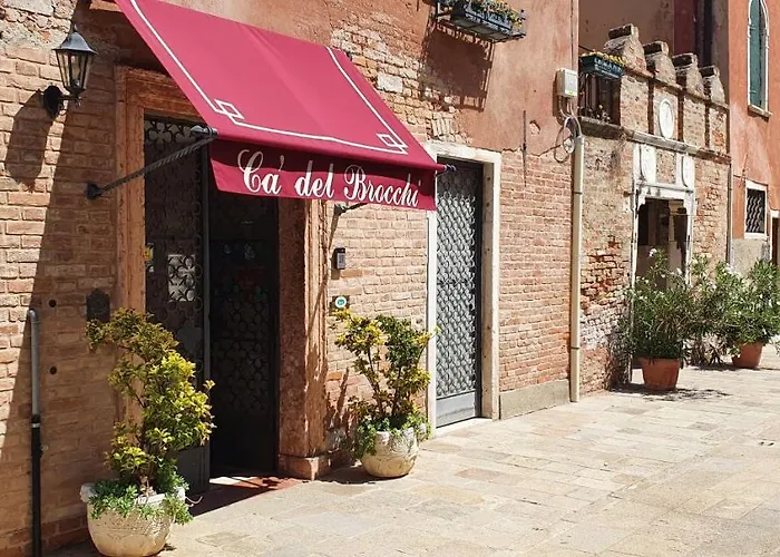 Ca' Del Brocchi Bed and breakfast 3*