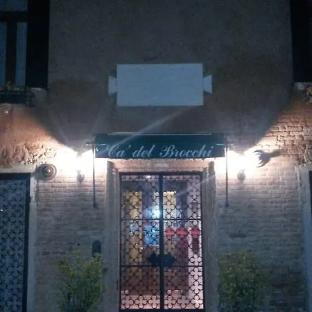 Bed and Breakfast Ca' Del Brocchi 4*