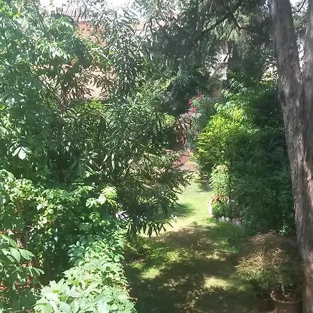 Ca' Del Brocchi Bed and Breakfast 4*