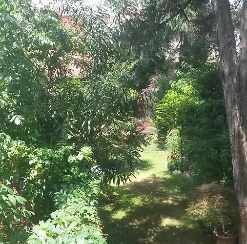 Ca' Del Brocchi Bed & Breakfast 3*